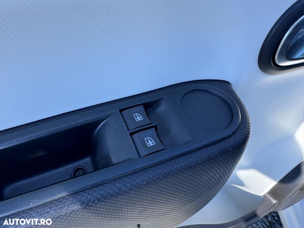 Renault Twingo - 13