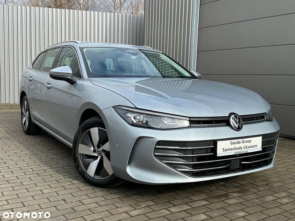 Volkswagen Passat - 2