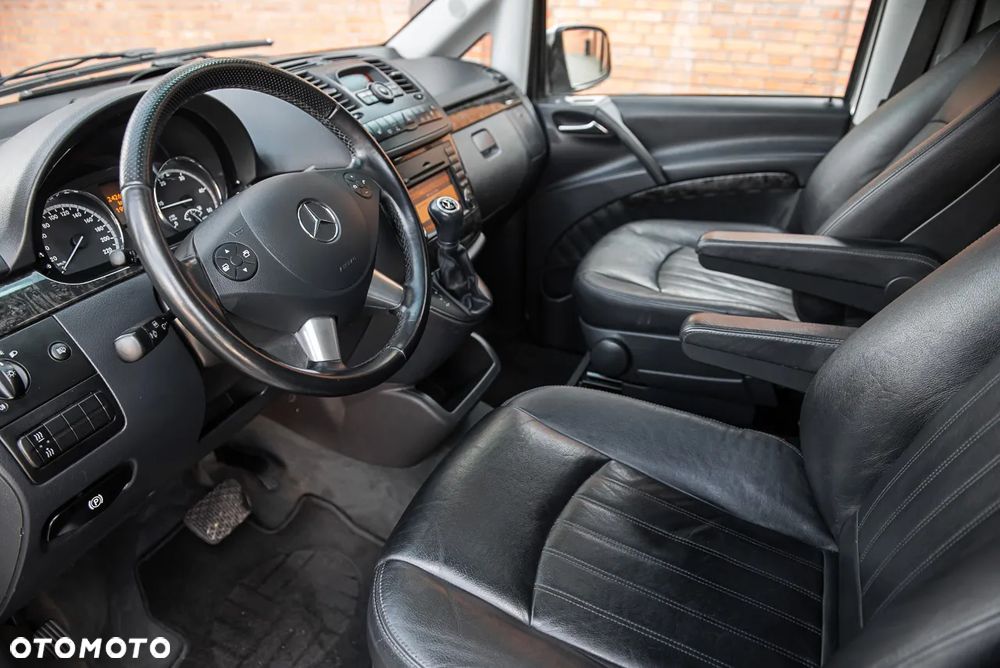 Mercedes-Benz Viano - 15