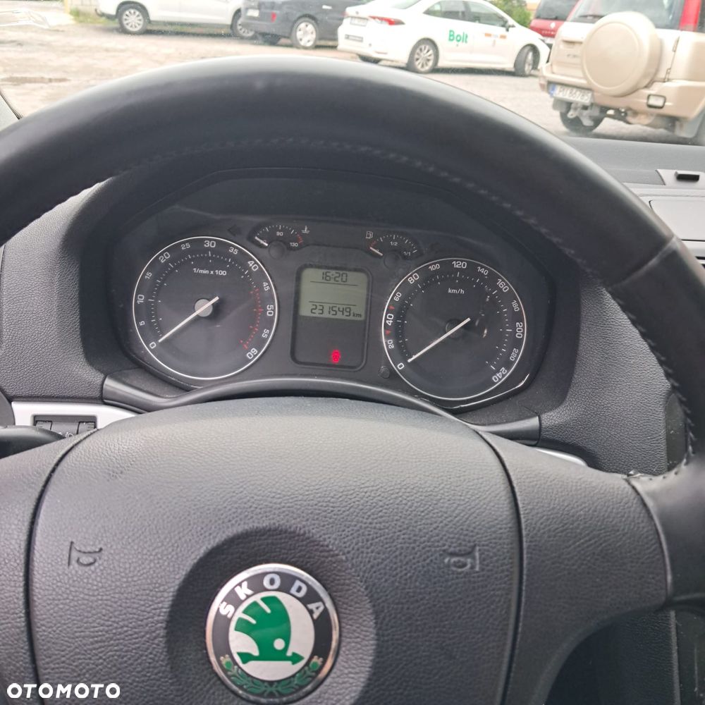 Skoda Octavia 2.0 TDI Ambiente - 13