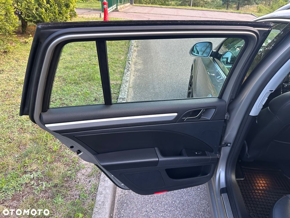Skoda Superb 2.0 TSI DSG Exclusive - 32