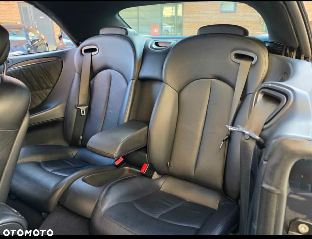 Mercedes-Benz CLK - 10