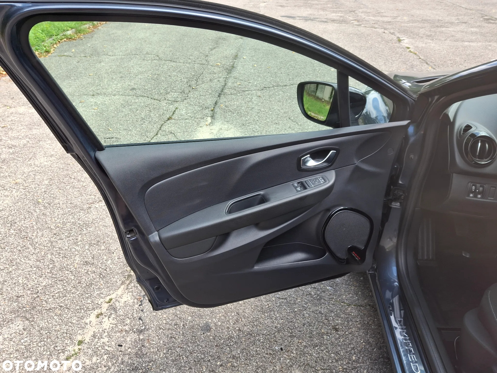 Renault Clio 0.9 Energy TCe Limited - 26