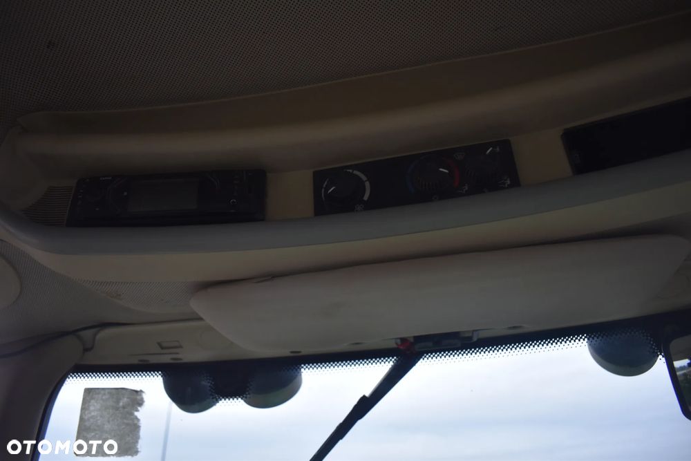 John Deere 7430 - 21