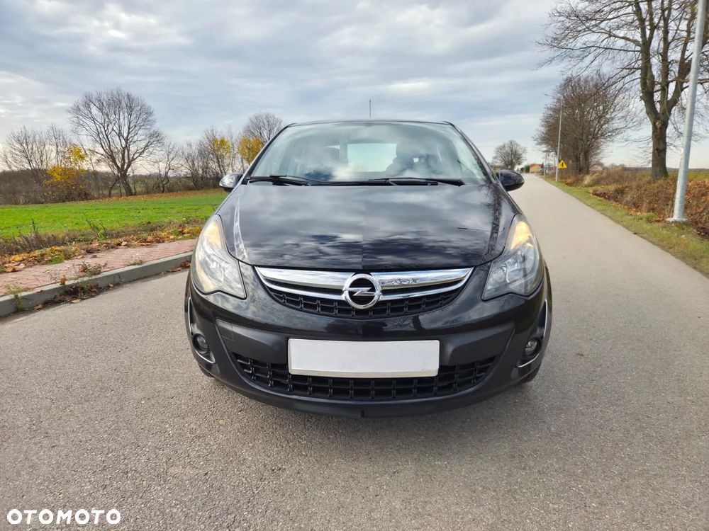 Opel Corsa 1.2 16V Color Edition - 1