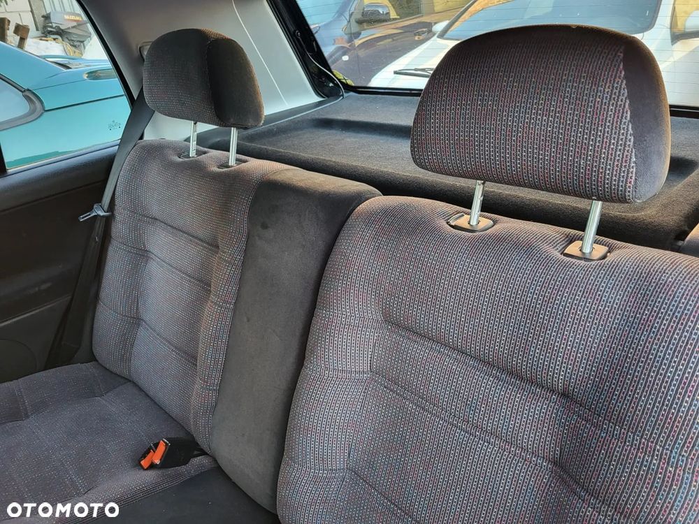 Volkswagen Golf 2.0 Syncro - 10