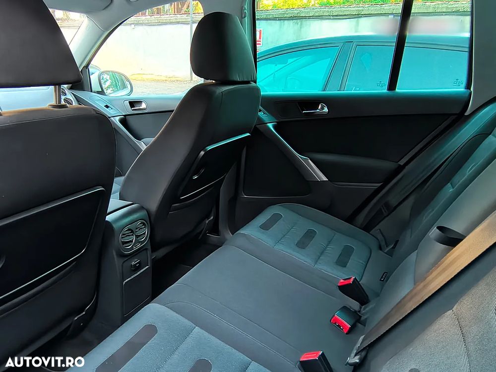 Volkswagen Tiguan - 7