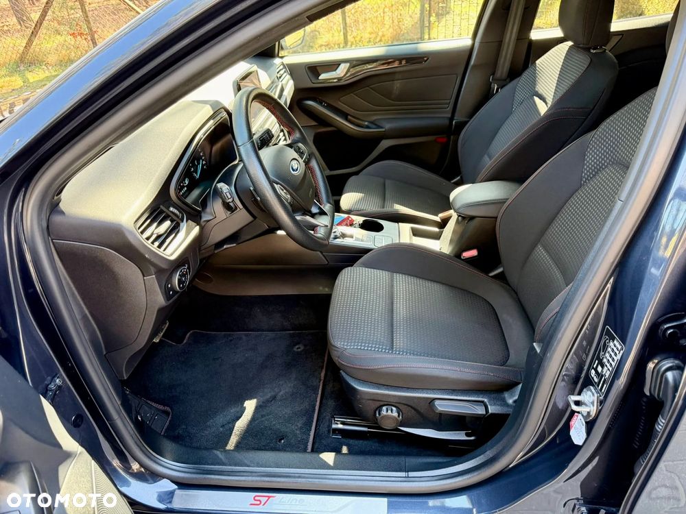 Ford Focus 1.0 EcoBoost ST-Line ASS PowerShift - 18
