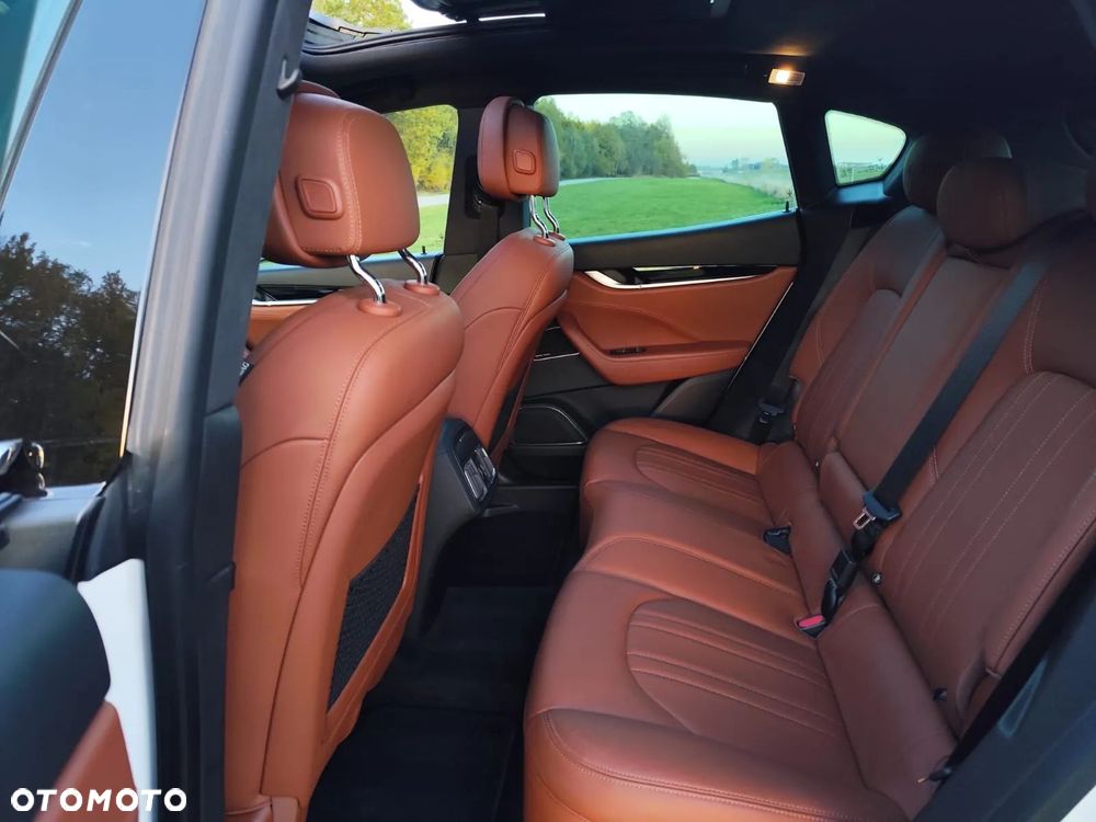 Maserati Levante S Q4 - 22