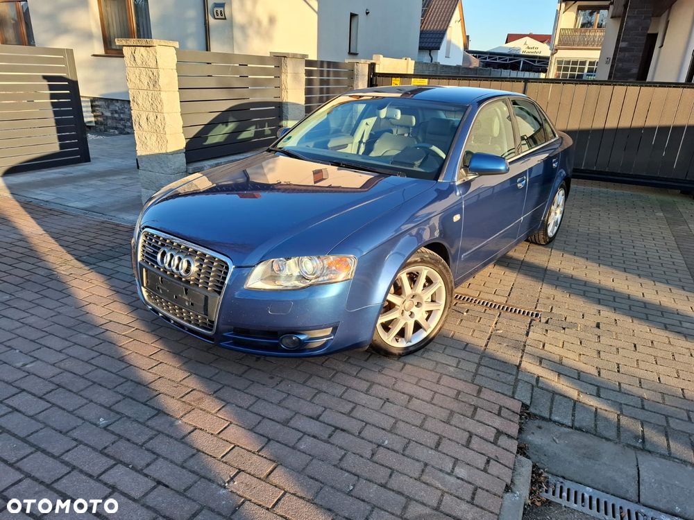 Audi A4 Limousine 2.0 T FSI quattro - 1