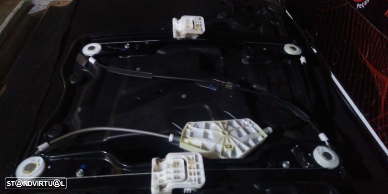 Estrutura Do Elevador Trás Direito Dodge Journey - 3