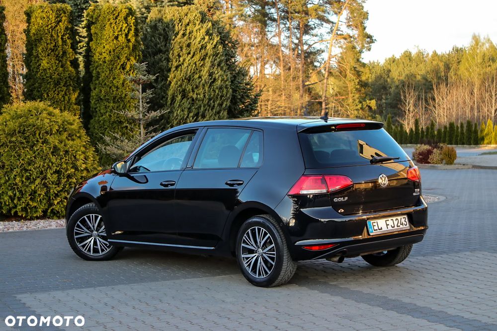 Volkswagen Golf 1.6 TDI BlueMotion Technology Allstar - 17