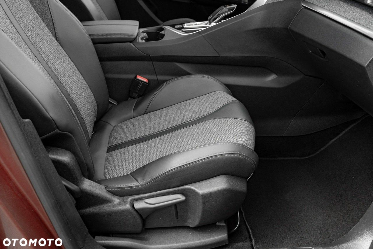Peugeot 3008 1.2 PureTech GPF Allure S&S EAT8 - 35