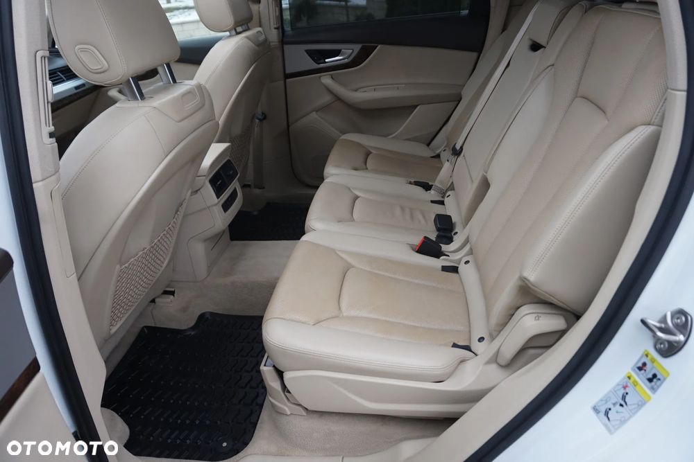 Audi Q7 - 28
