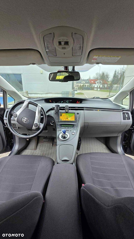 Toyota Prius - 10