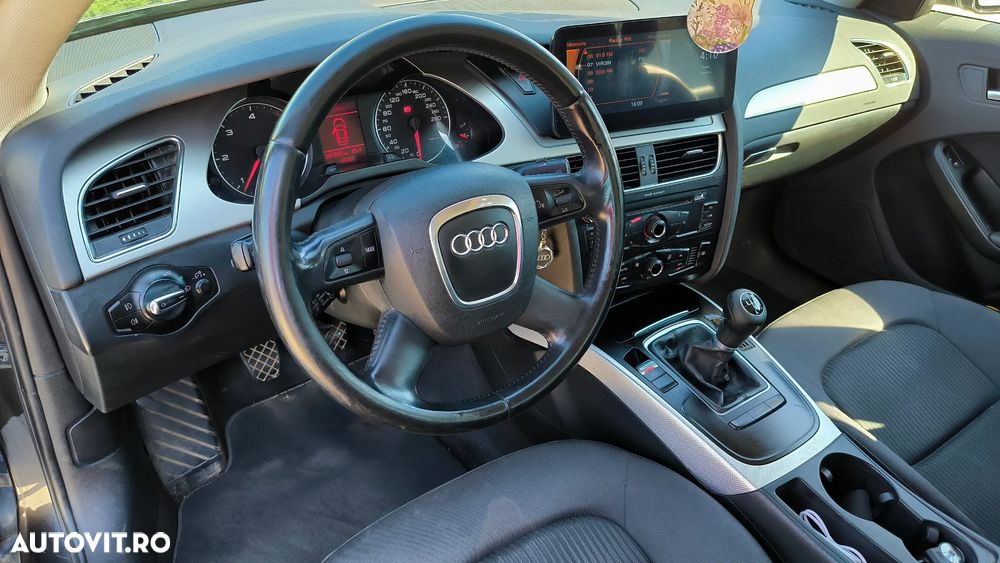 Audi A4 Limuzina - 7