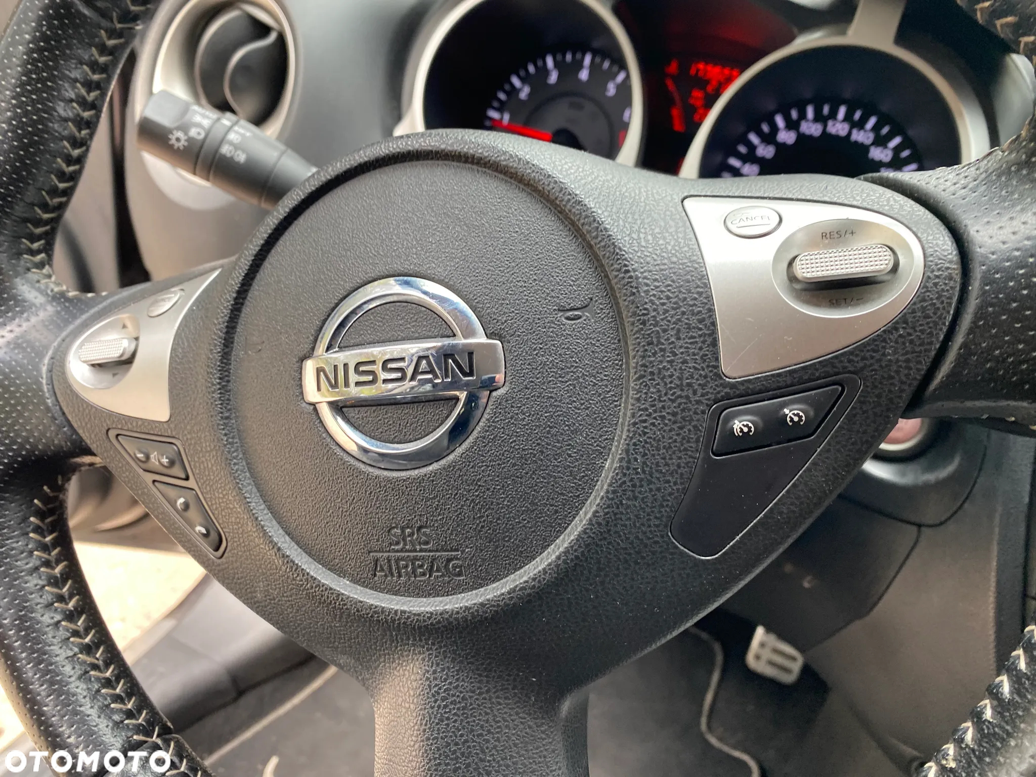 Nissan Juke 1.6 DIG-T Acenta 4WD Xtronic - 21