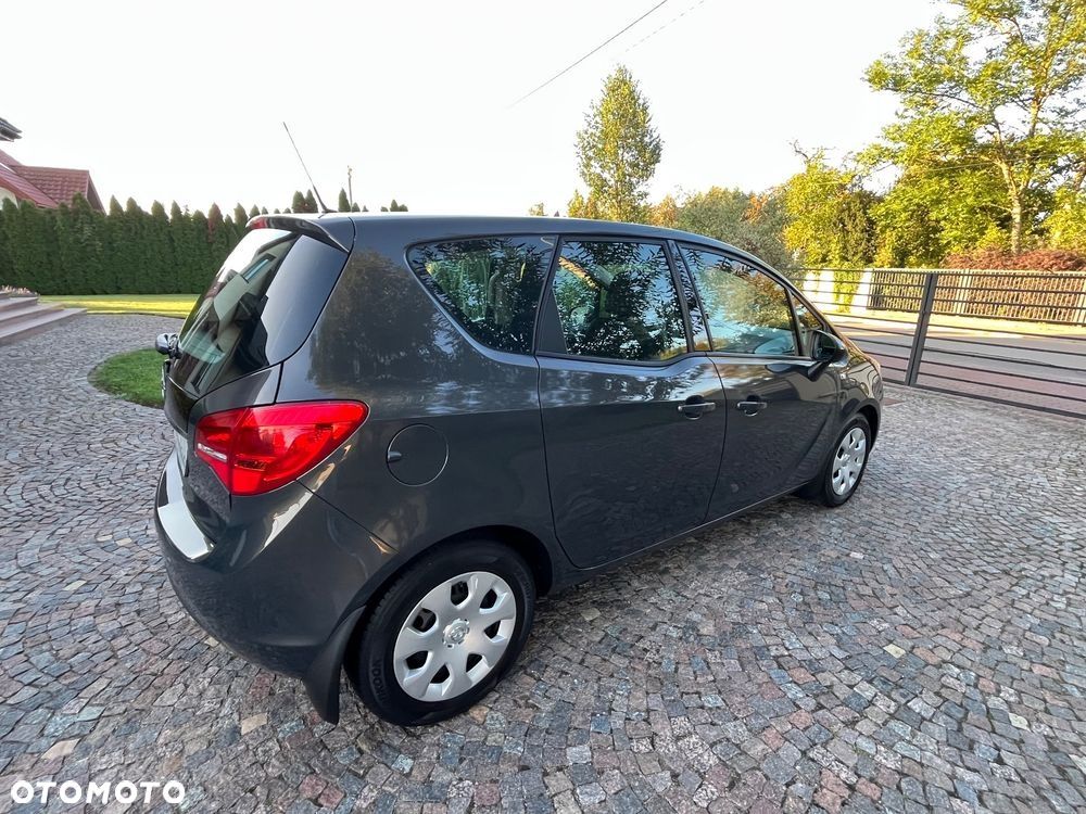 Opel Meriva - 11