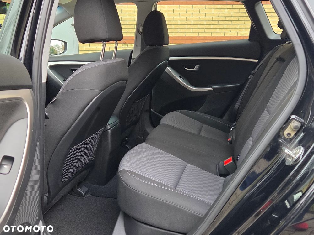 Hyundai i30 i30cw 1.6 CRDi Trend - 8