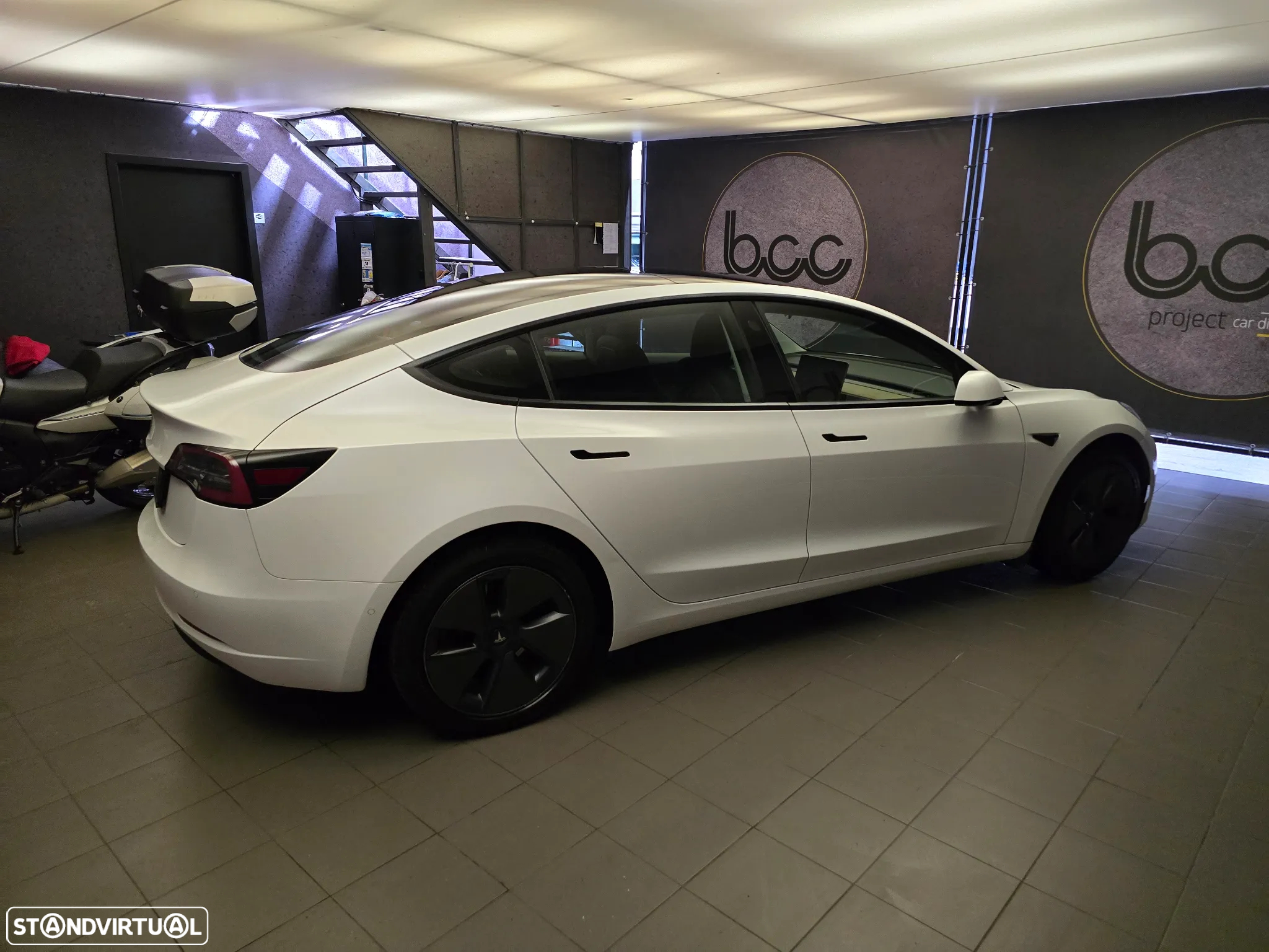 Tesla Model 3 Standard Range Plus RWD - 4