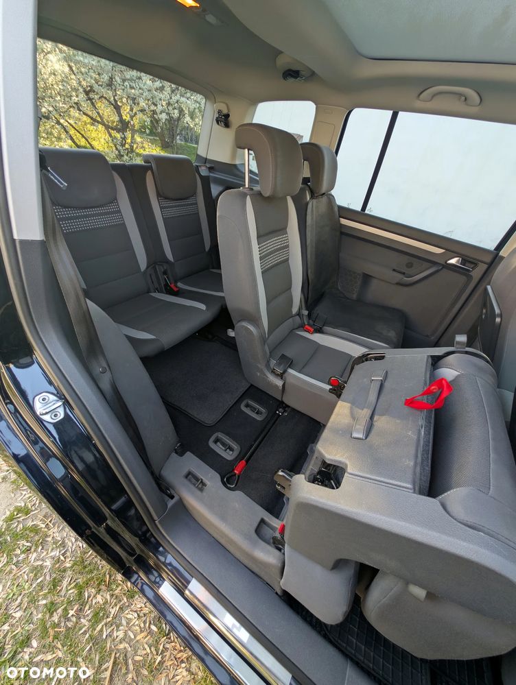 Volkswagen Touran 1.6 TDI DPF BlueMot Comfortline - 7