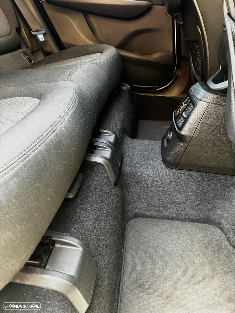 BMW 216 Active Tourer d Line Luxury - 10