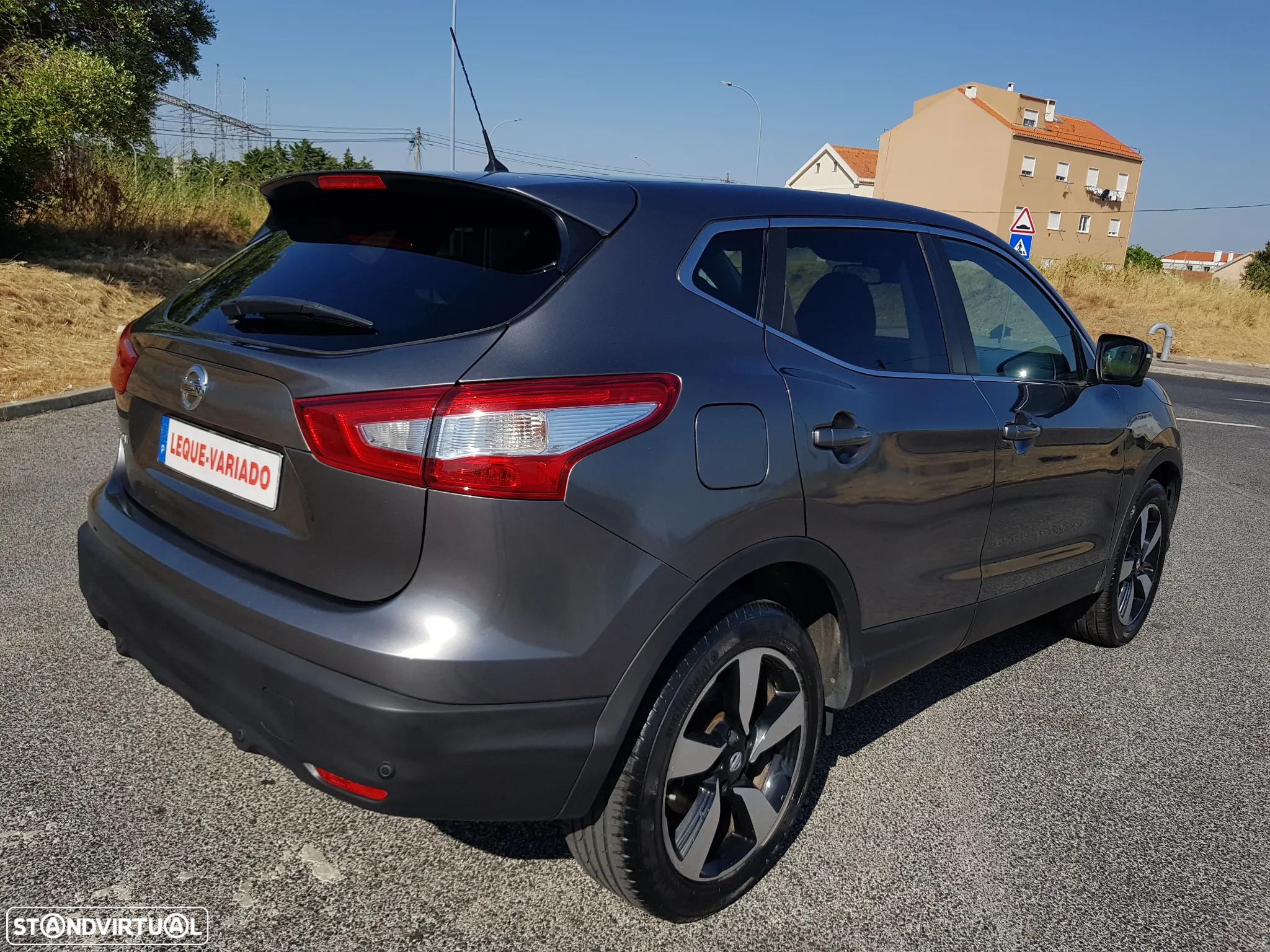 Nissan Qashqai 1.6 dCi 360 Xtronic - 11