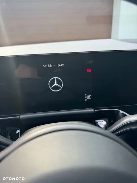 Mercedes-Benz GLA 180 d 8G-DCT - 10