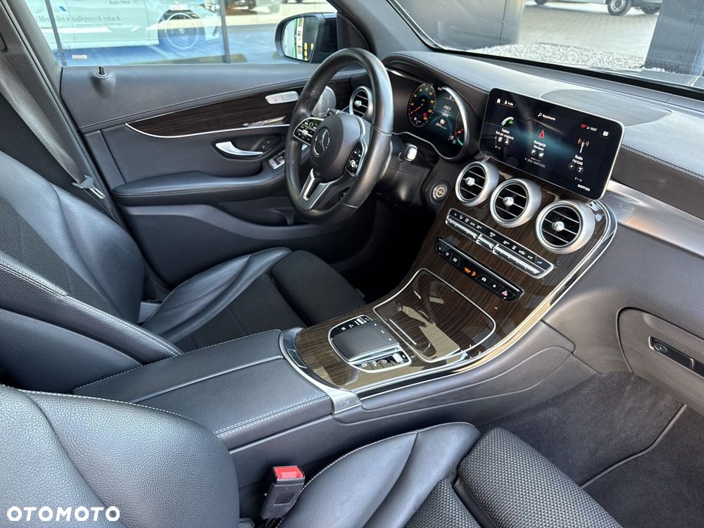 Mercedes-Benz GLC - 17