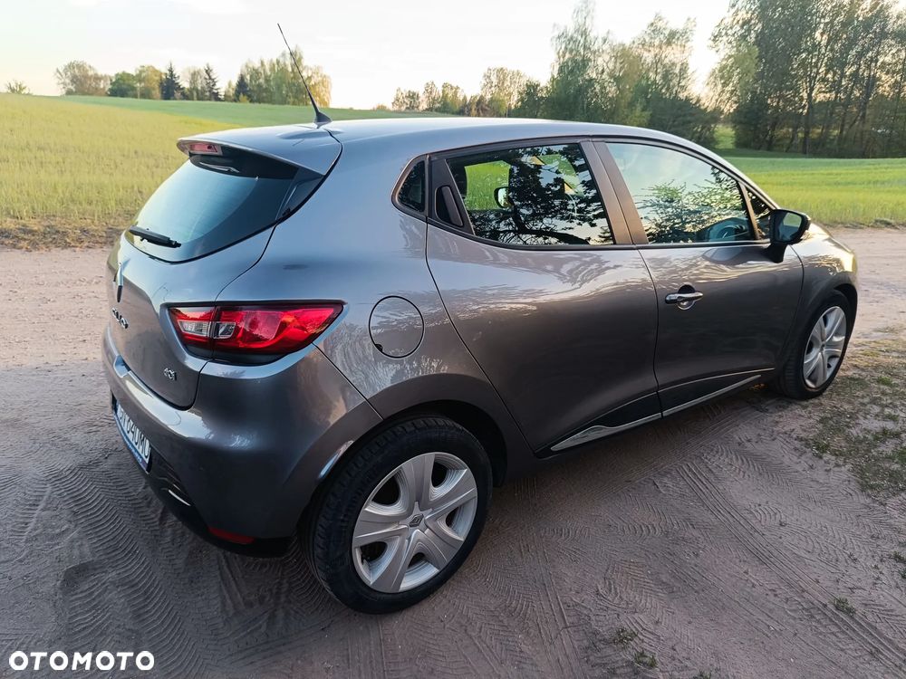 Renault Clio - 7