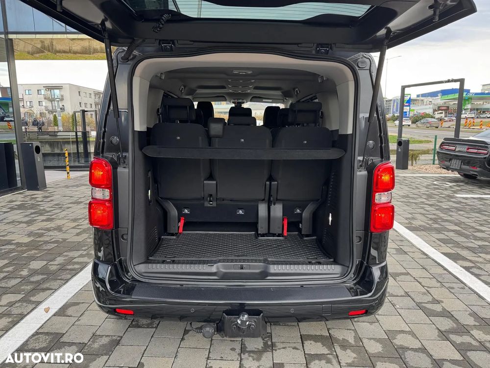 Peugeot Traveller L2H1 2.0 BlueHDI 150 S&S Navette - 11