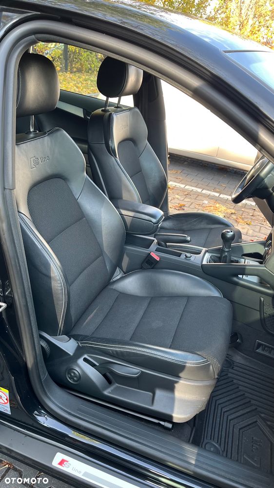 Audi A3 ver-1-8-tfsi-s-line-sportpaket - 10