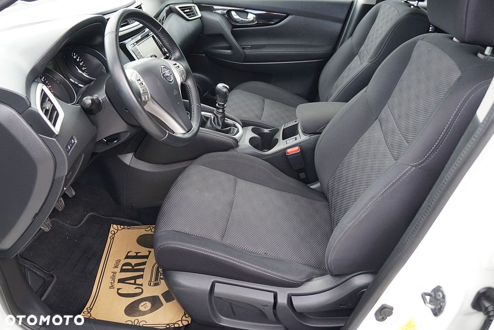 Nissan Qashqai - 12