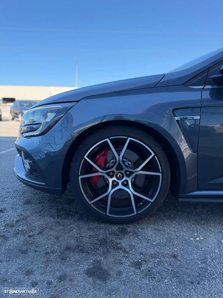 Renault Mégane TCe 300 GPF EDC R.S. TROPHY - 23