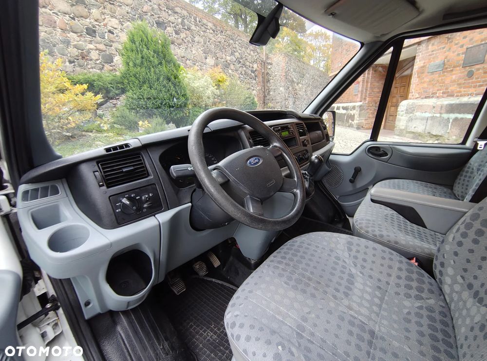 Ford Transit - 7