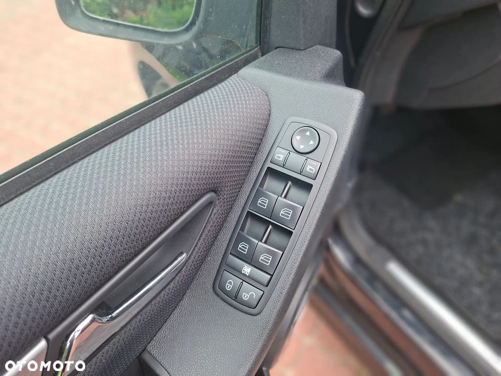 Mercedes-Benz Klasa B 180 BlueEFFICIENCY - 13