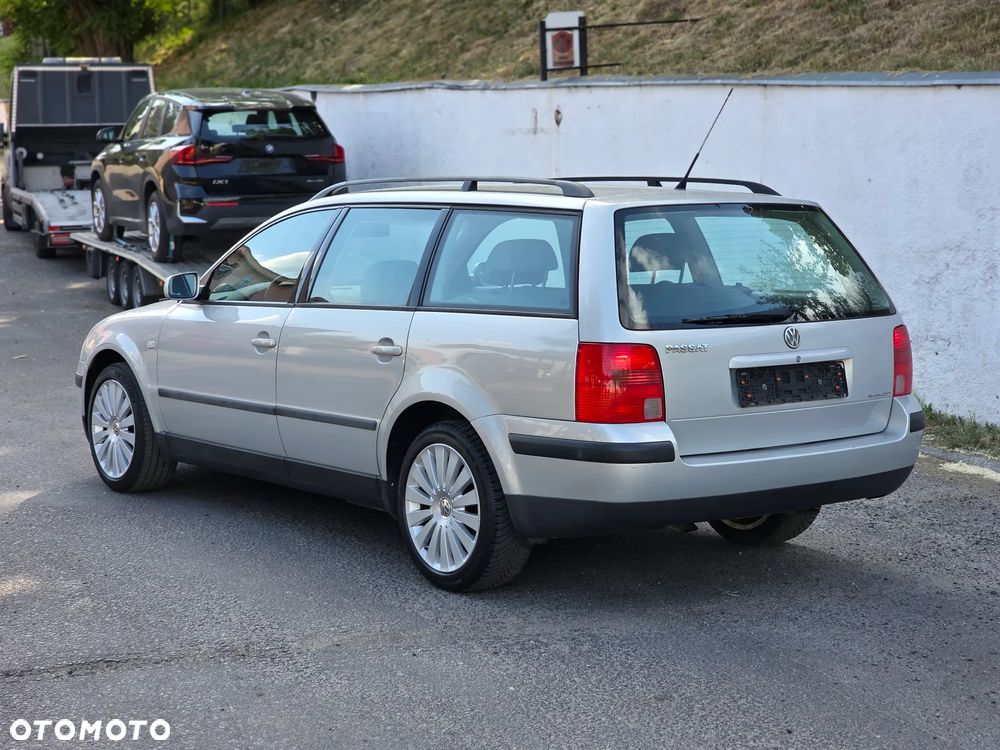 Volkswagen Passat 1.6 Comfortline - 7
