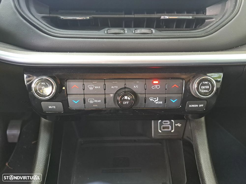 Jeep Compass 1.6 MultiJet 80º Aniversário - 29