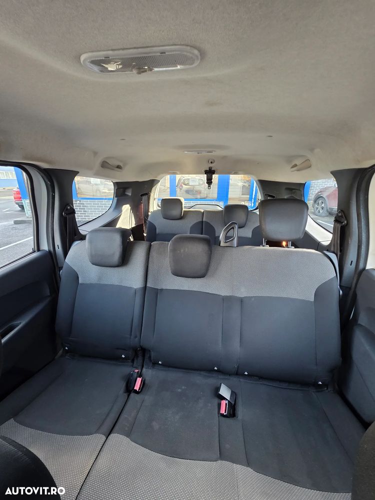 Dacia Lodgy 1.5 dCi 90 CP Ambiance - 10