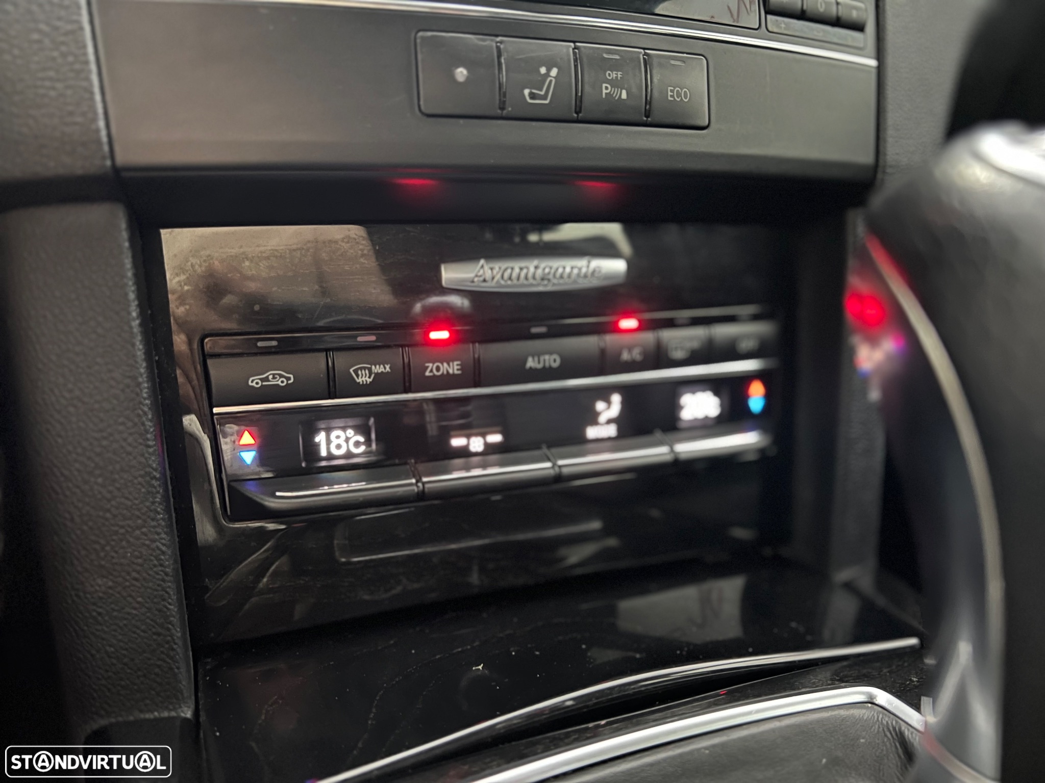 Mercedes-Benz E 250 CDi Avantgarde BlueEfficiency - 24