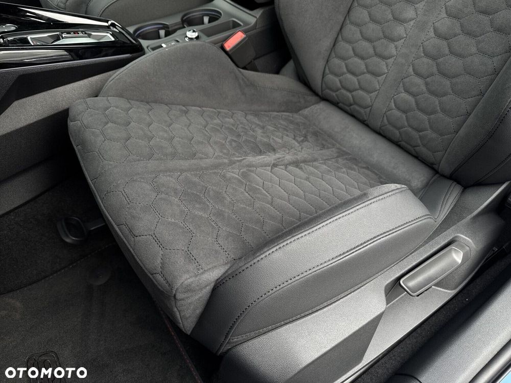 Audi RS3 Limousine - 13