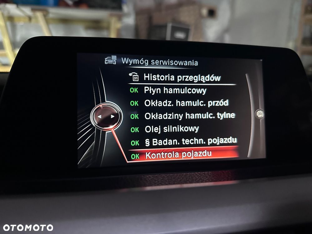 BMW Seria 3 320d Efficient Dynamics Edition Sport Line - 24