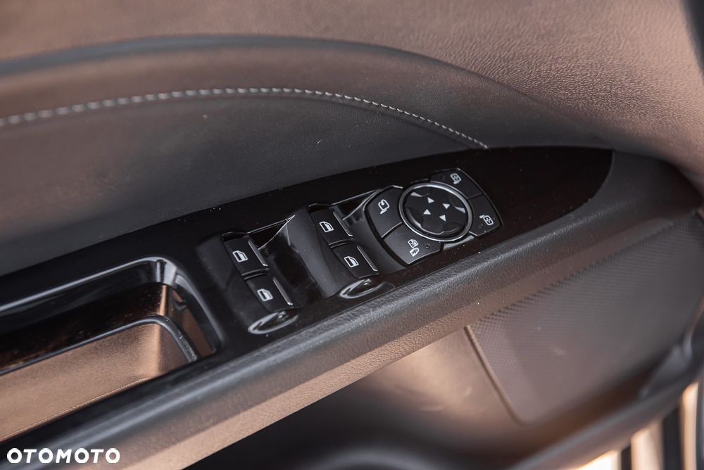Ford Mondeo 2.0 TDCi Titanium PowerShift - 17