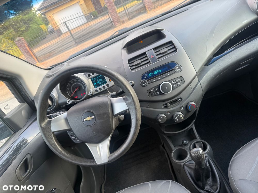 Chevrolet Spark 1.2 LS+ - 25