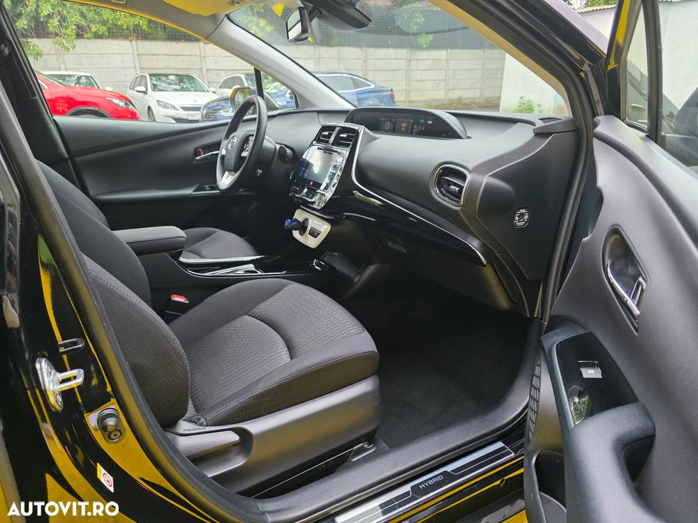 Toyota Prius 1.8 Dual VVT-i Luna - 13