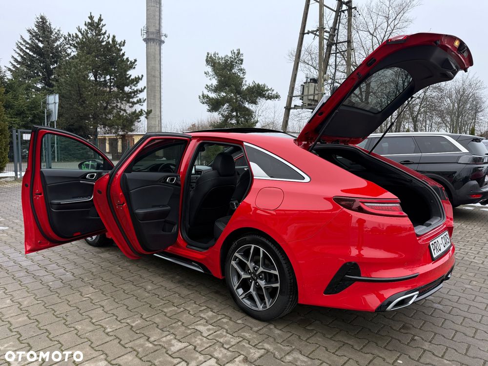 Kia ProCeed 1.4 T-GDI OPF GT LINE - 17