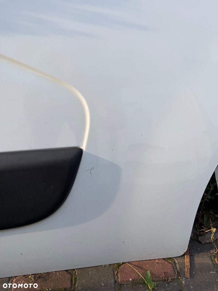 Drzwi przednie prawe kompletne Renault Master III 0389 - 2