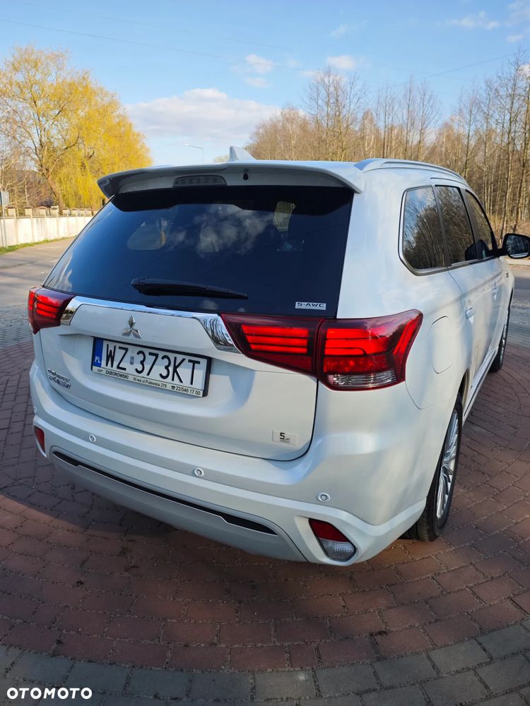 Mitsubishi Outlander Instyle - 10