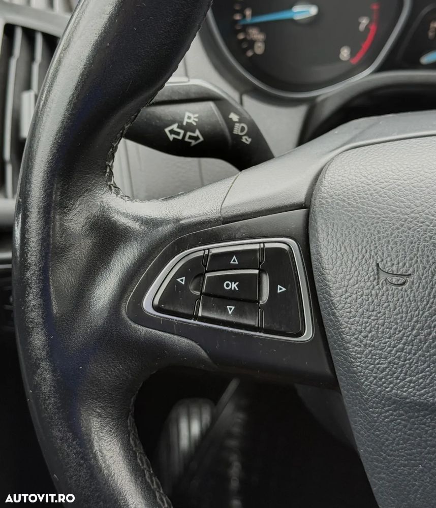 Ford Focus 1.0 EcoBoost Active Business - 20