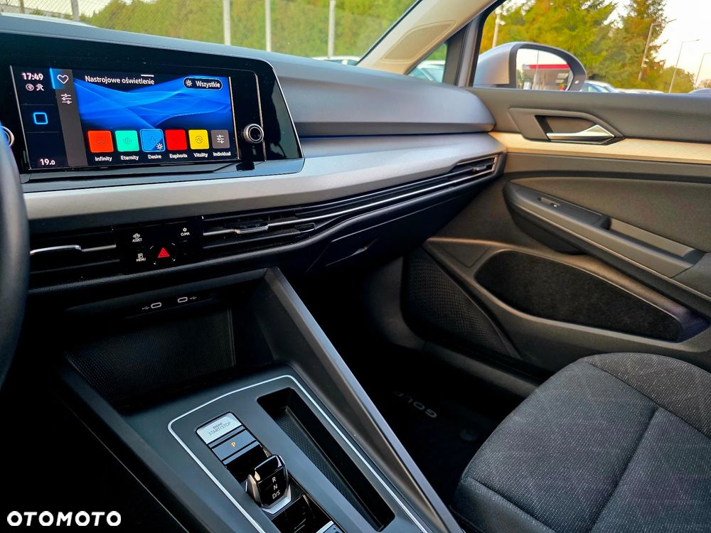 Volkswagen Golf VIII 2.0 TDI Life DSG - 30